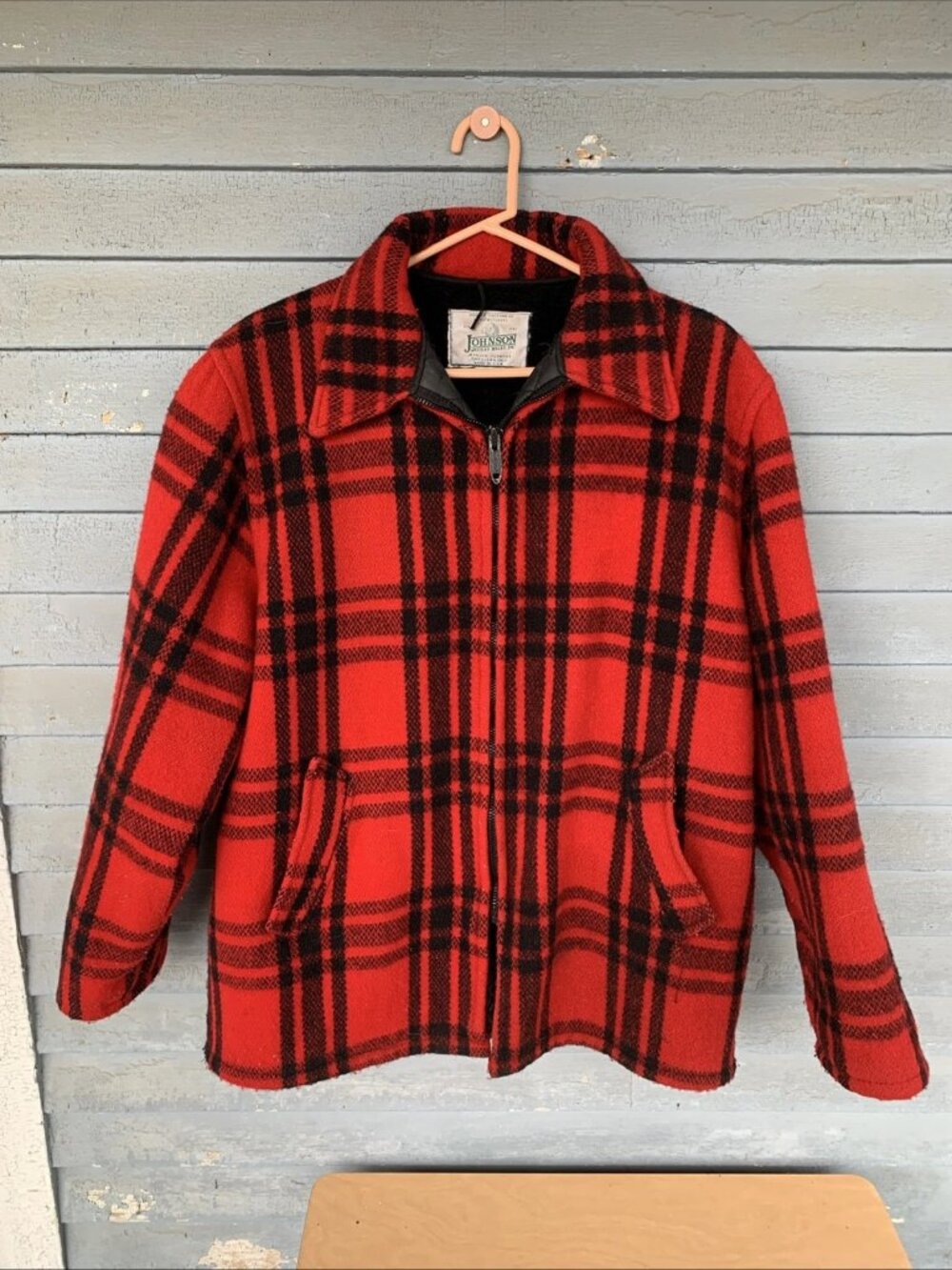 Johnson Woolen Mills Red Buffalo Plaid Mackinaw Jacket Wool Mens